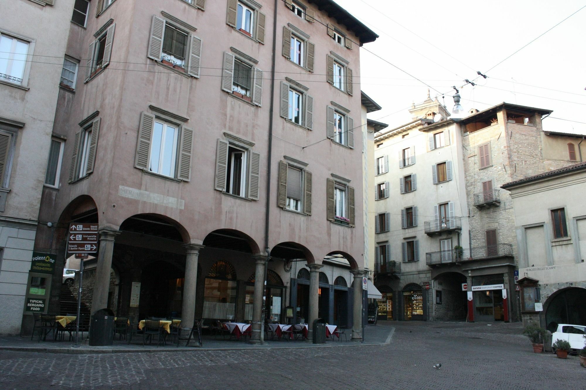 La Luna Blu In Old Town Bergamo Zewnętrze zdjęcie